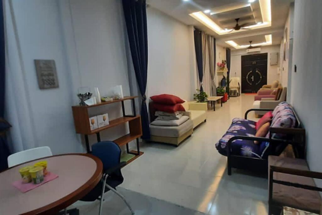 Homestay Restu Bonda Kampung Cerang Ruku Exterior foto